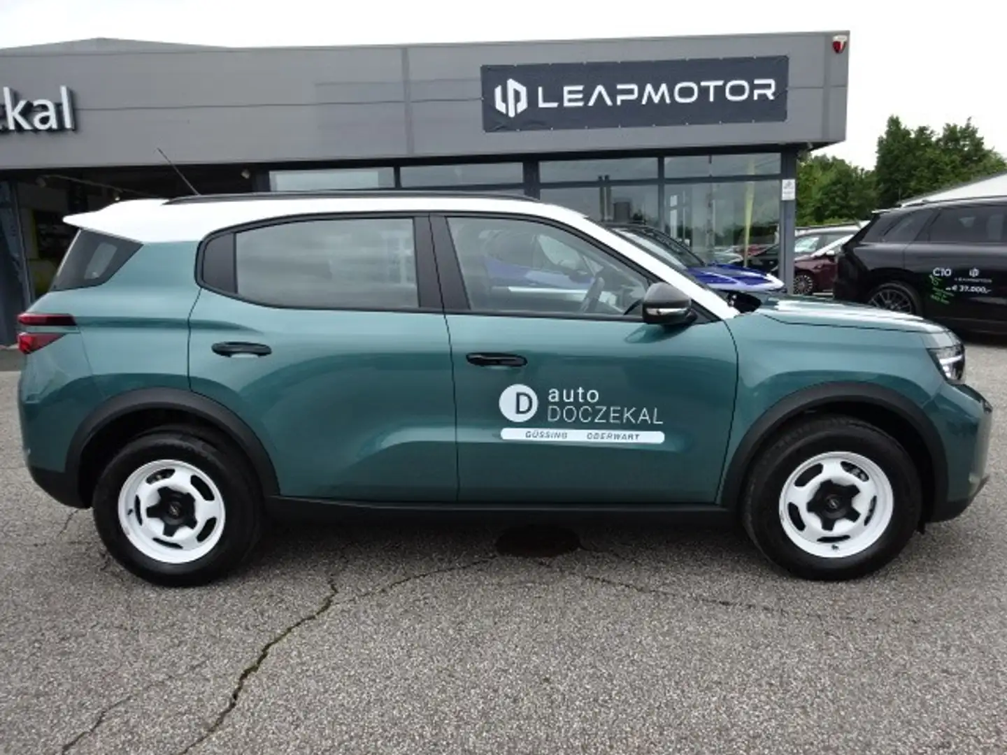 Opel Frontera 1.2 DI MHEV Edition Aut. Grün - 1