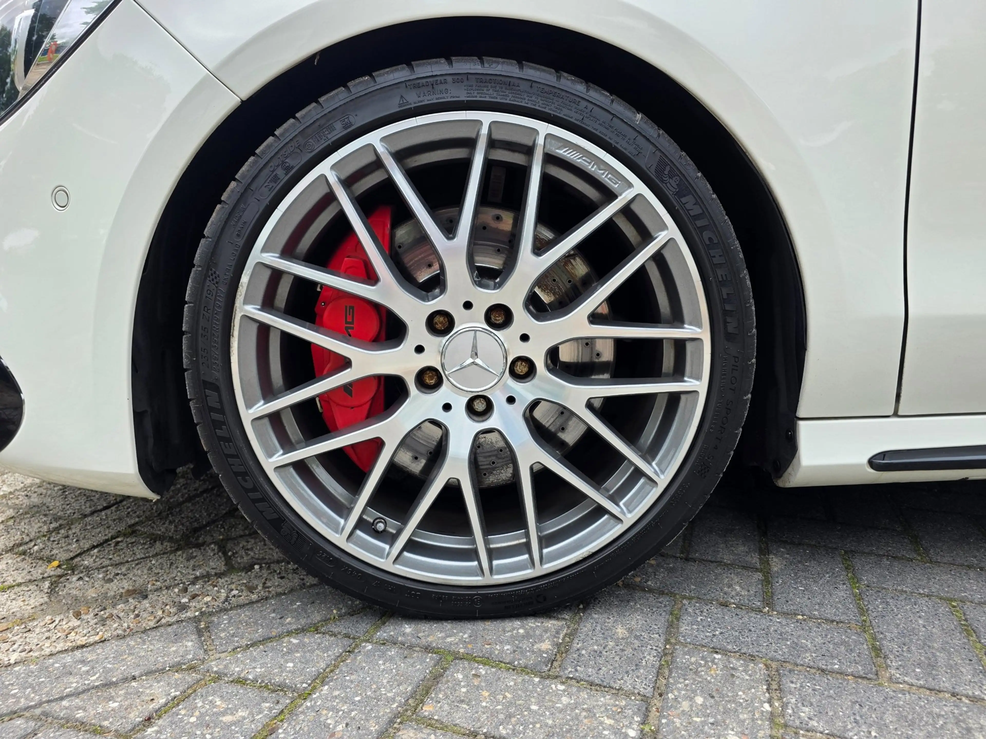 Mercedes-Benz CLA 45 AMG Shooting Brake Vol optie — photo 2