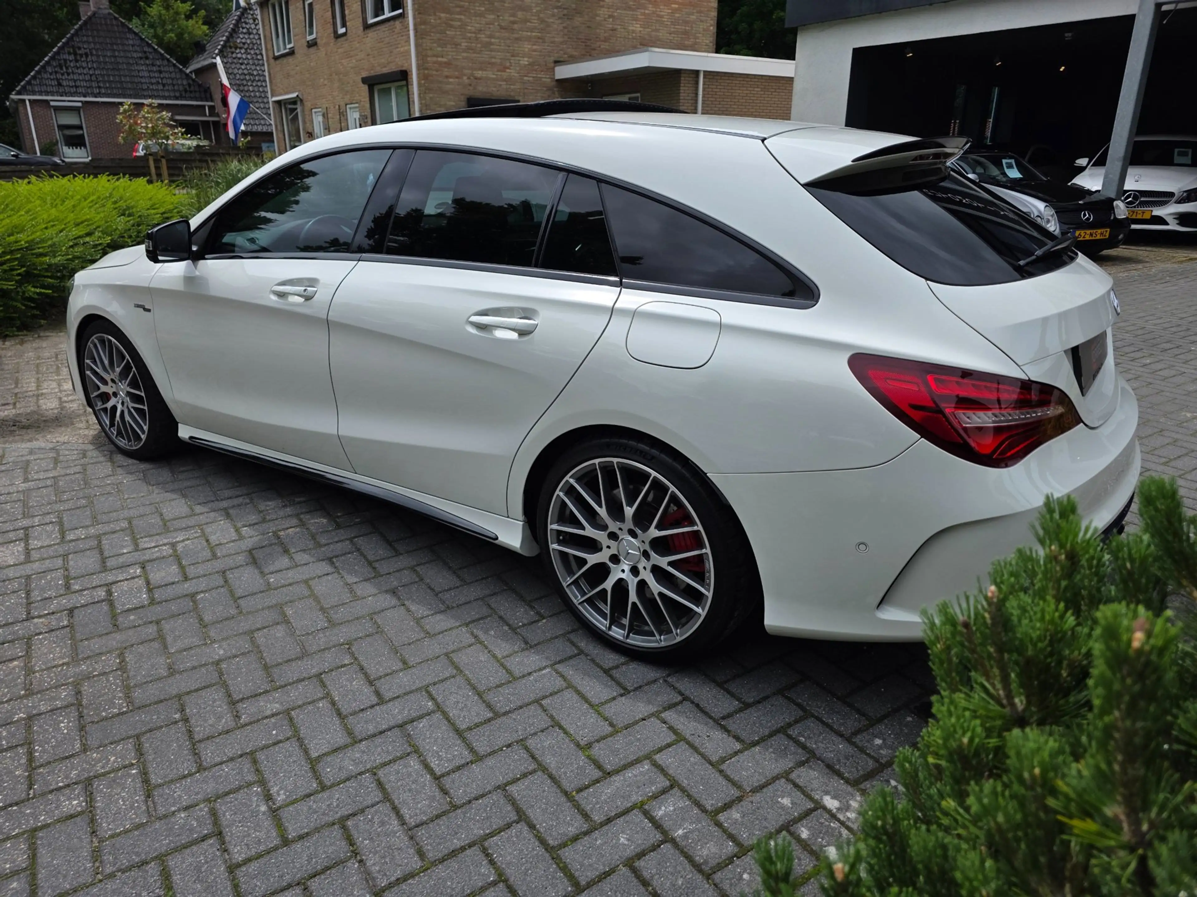Mercedes-Benz CLA 45 AMG Shooting Brake Vol optie — photo 13