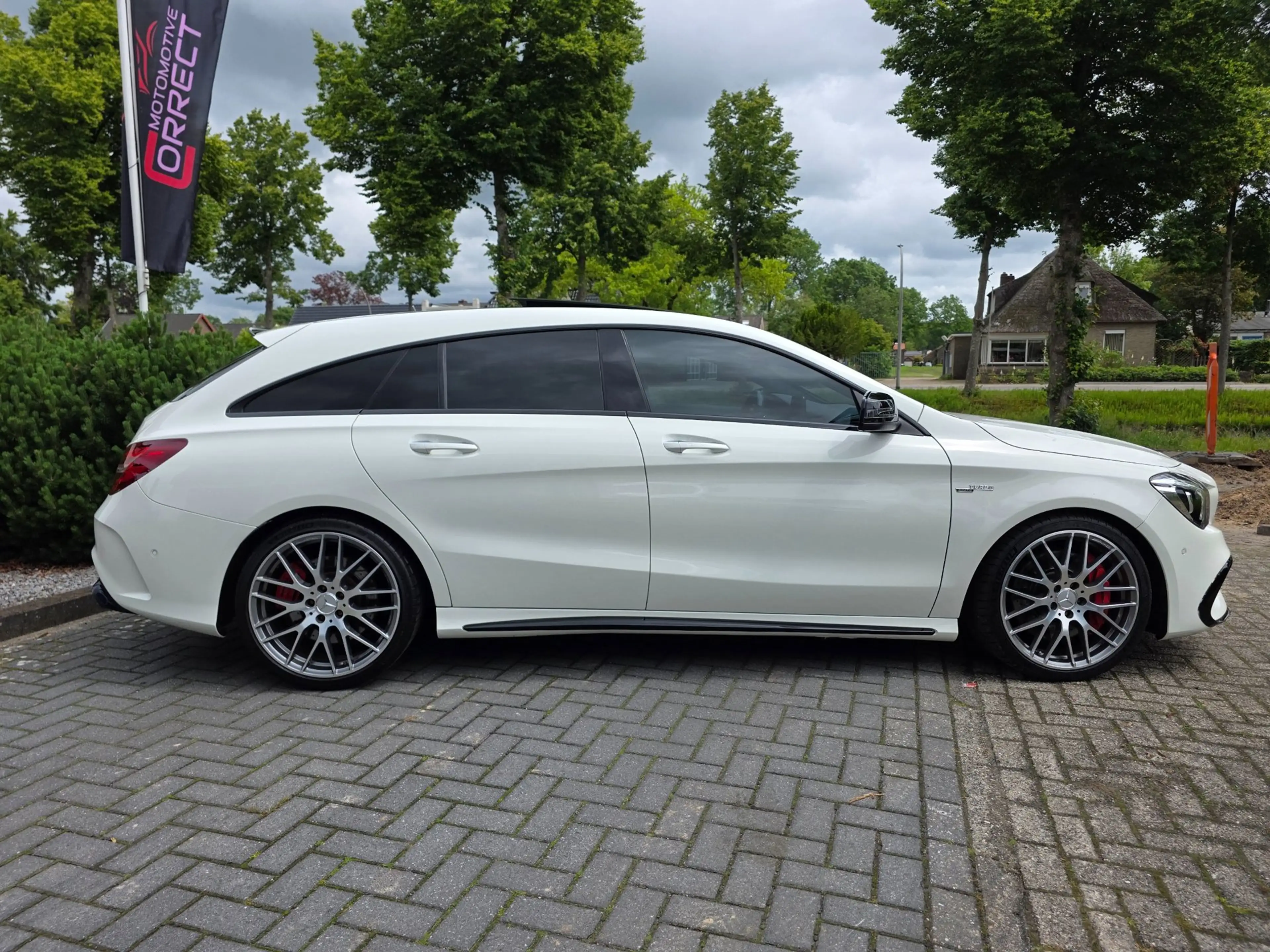 Mercedes-Benz CLA 45 AMG Shooting Brake Vol optie — photo 7