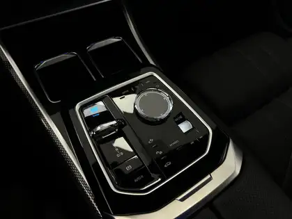 Annonce voiture d'occasion BMW i7 - CARADIZE
