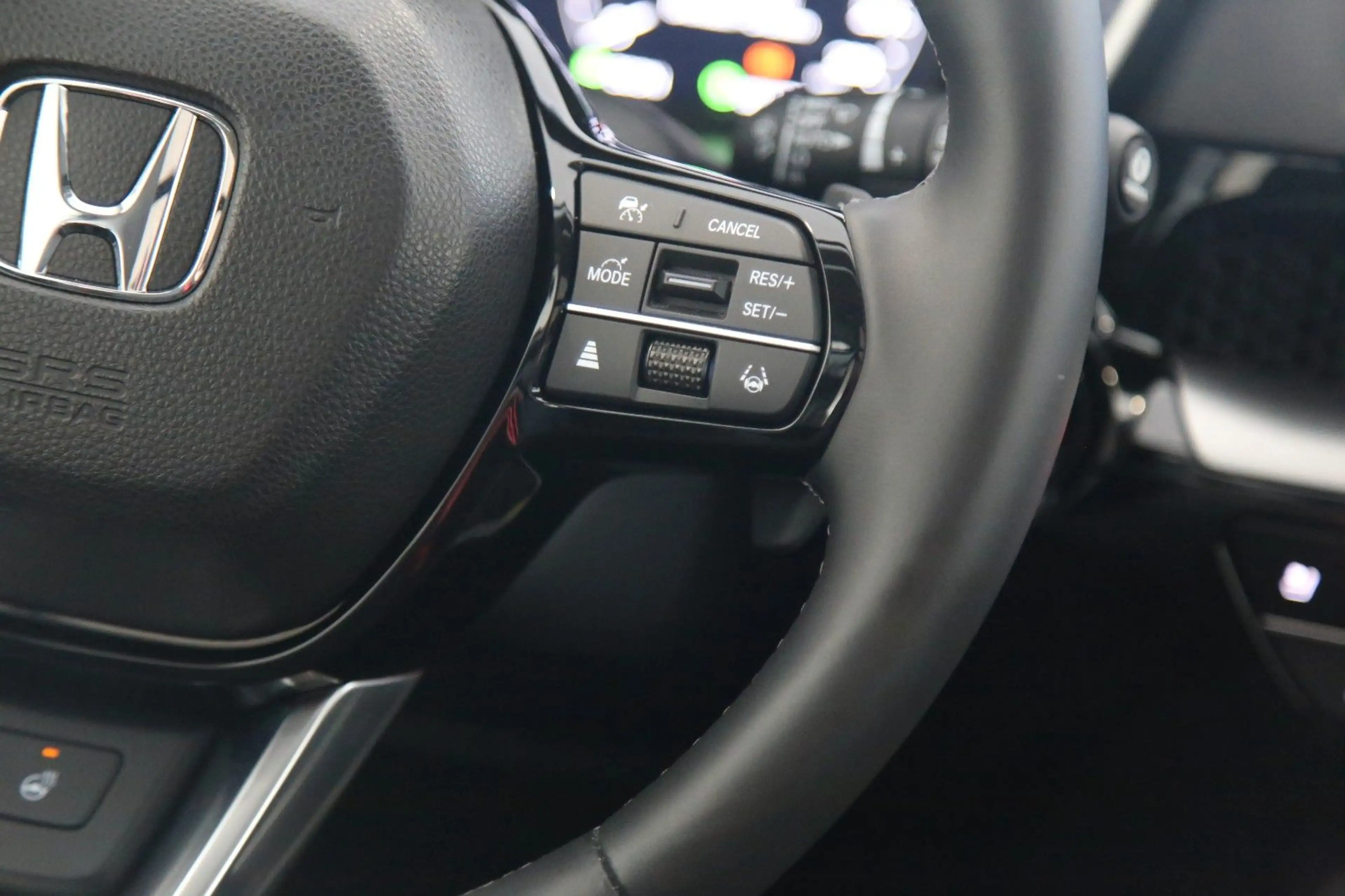 Honda CR-V e:HEV Advance AWD 360Grad Kamera Bose HUD — photo 25