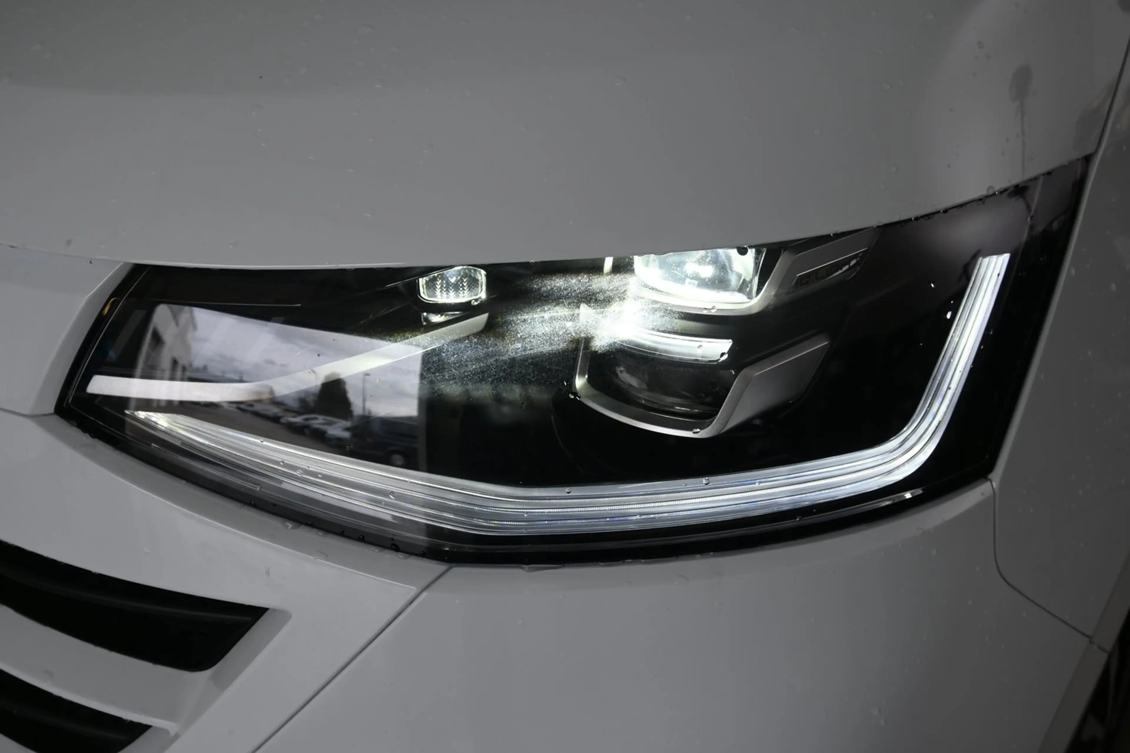 Volkswagen T7 Caravelle VW T7 Caravelle Life LR TDI — photo 6