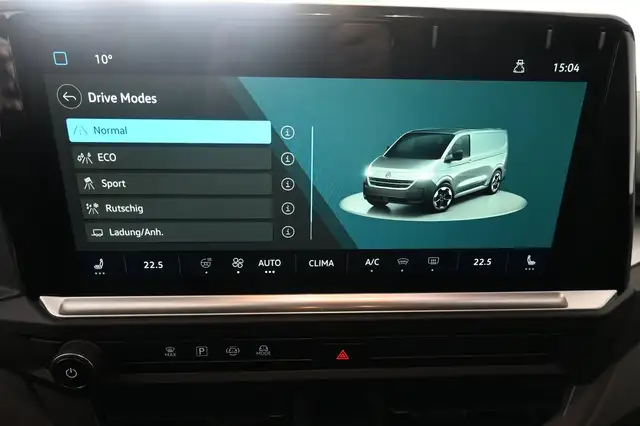 Volkswagen T7 Caravelle VW T7 Caravelle Life LR TDI Ansicht 26