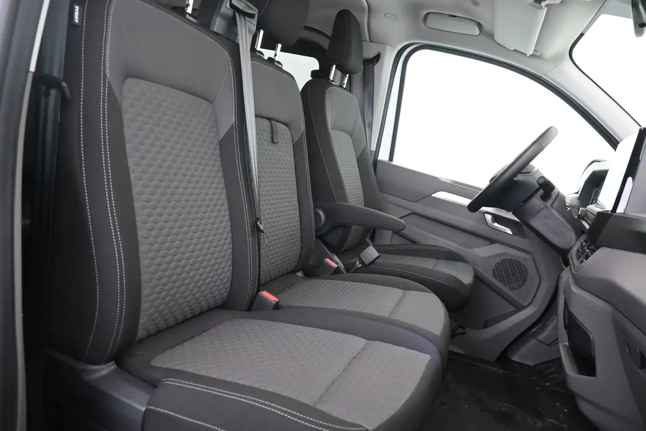 Volkswagen T7 Caravelle 2026 — фото 11