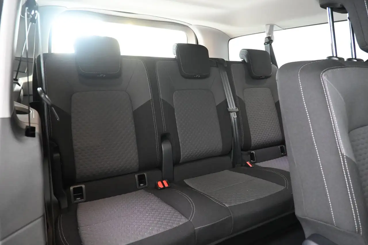 Volkswagen T7 Caravelle 2026 — фото 15
