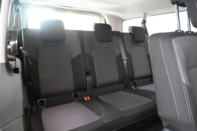 Volkswagen T7 Caravelle VW T7 Caravelle Life LR TDI Ansicht 15