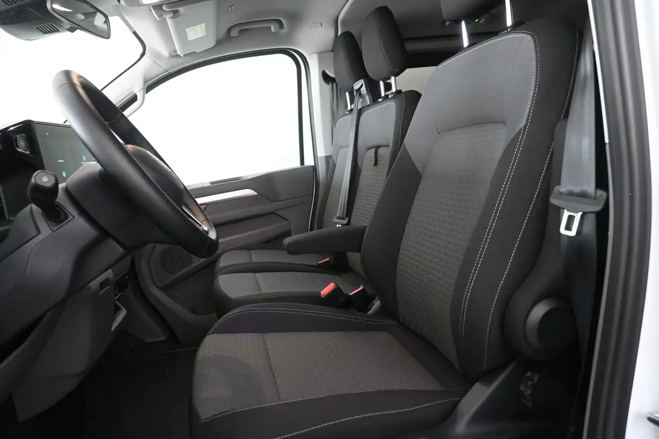 Volkswagen T7 Caravelle 2026 — фото 10