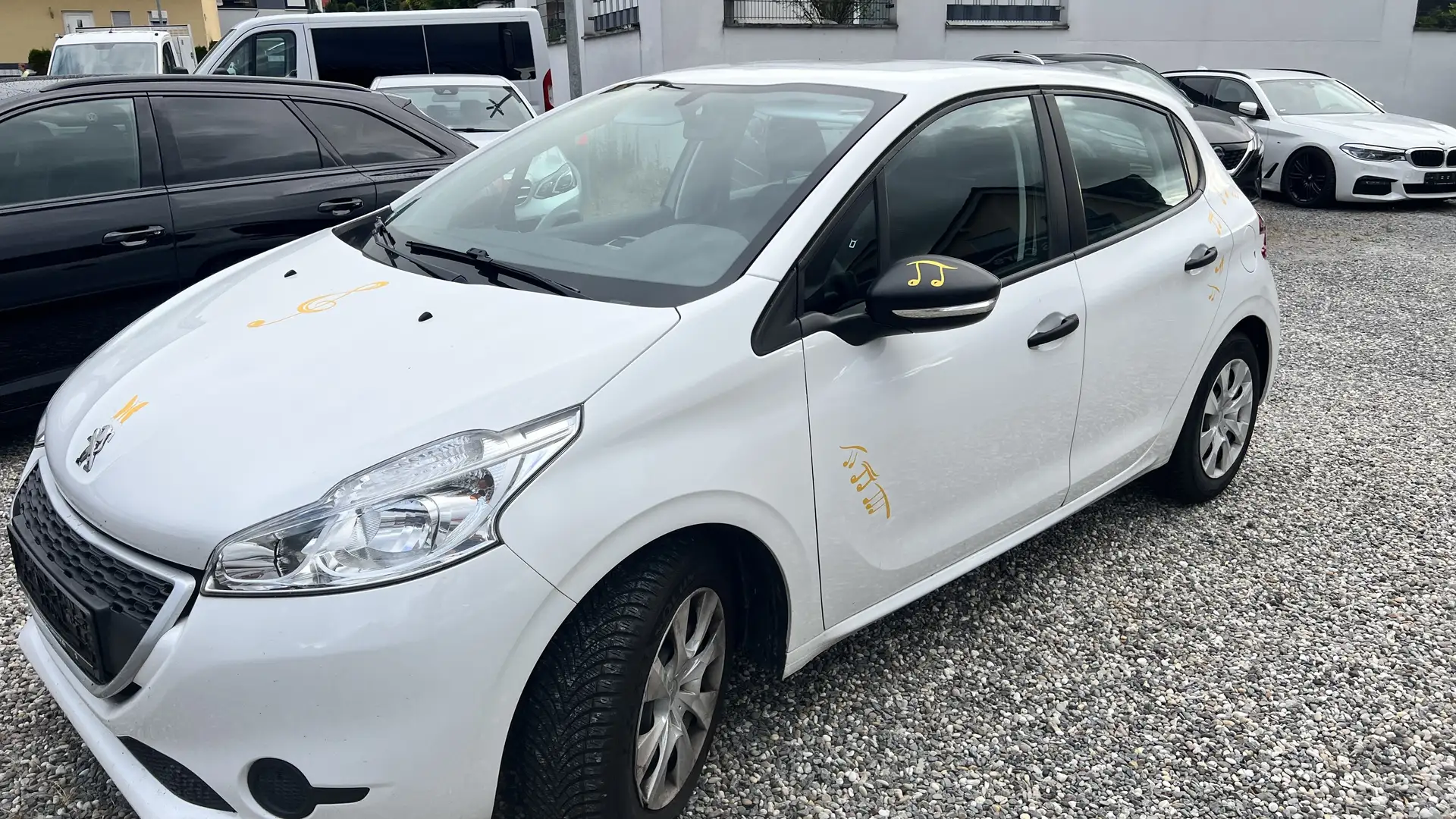 Peugeot 208 Access Blanc - 1