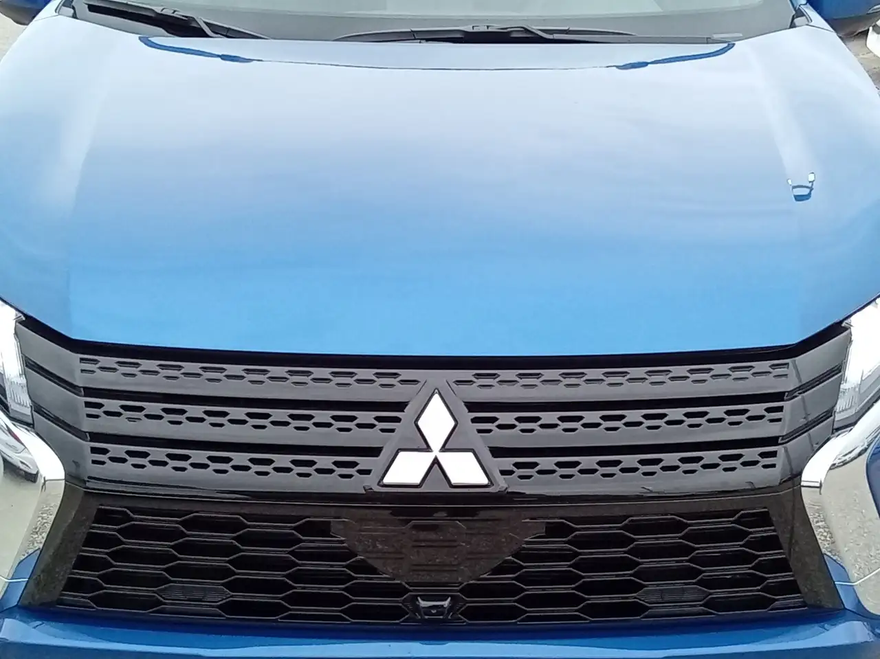 Mitsubishi Eclipse Cross снимка Mitsubishi Eclipse Cross