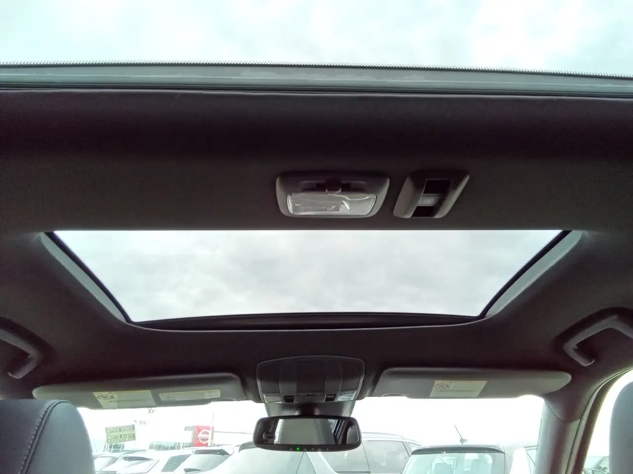 Mitsubishi Eclipse Cross снимка Mitsubishi Eclipse Cross