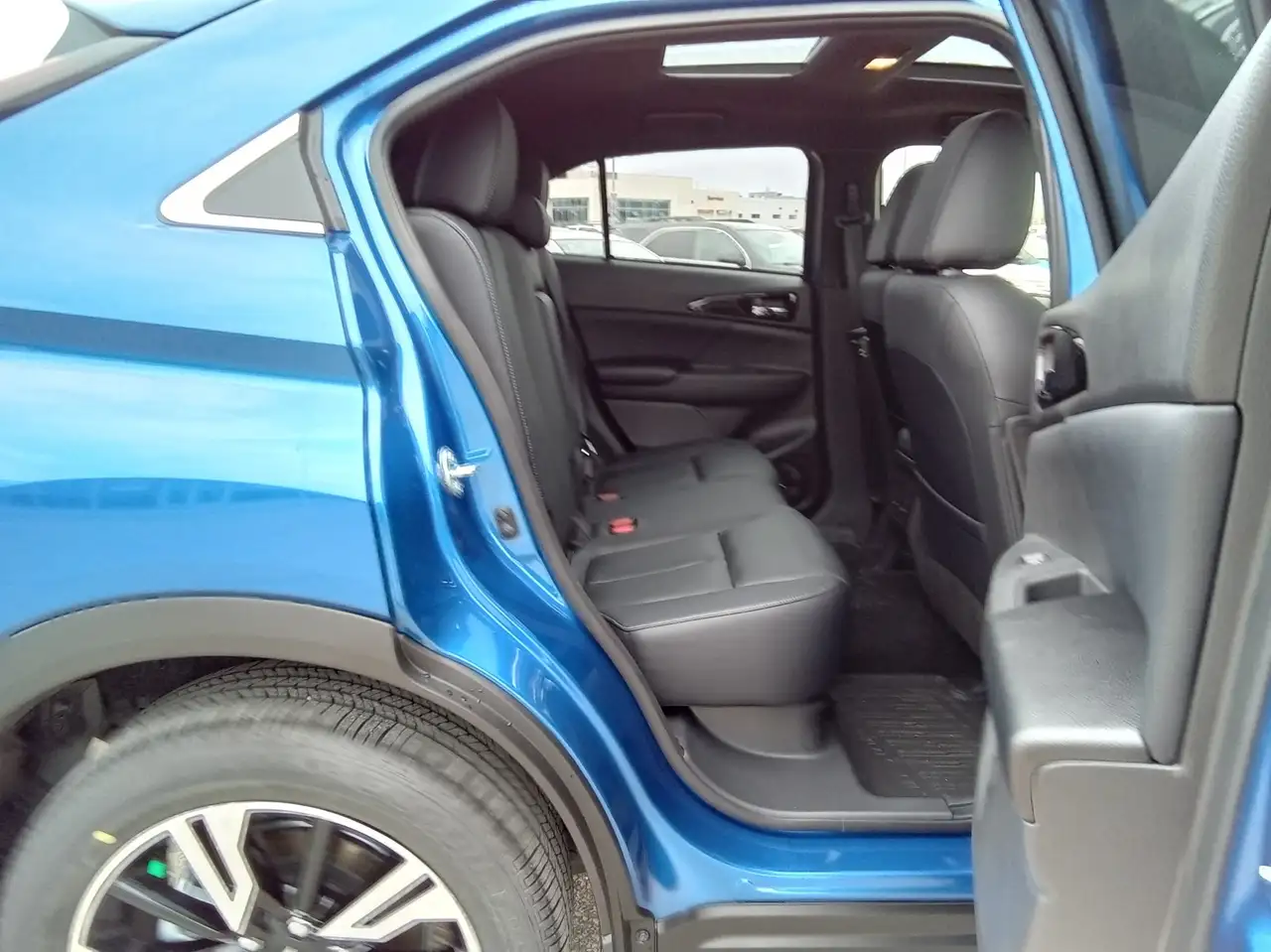 Mitsubishi Eclipse Cross снимка Mitsubishi Eclipse Cross