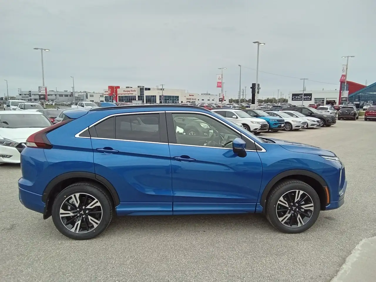 Mitsubishi Eclipse Cross снимка Mitsubishi Eclipse Cross