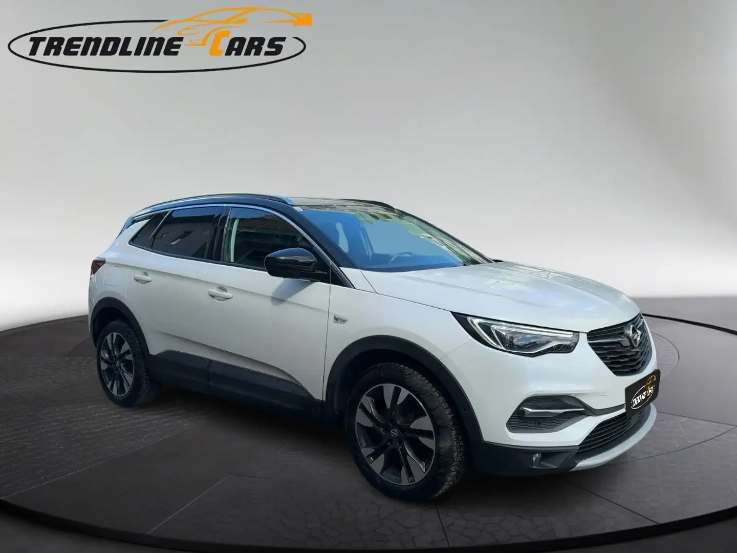 Opel Grandland X 1,2 Turbo Innovation Aut. Weiß - 2