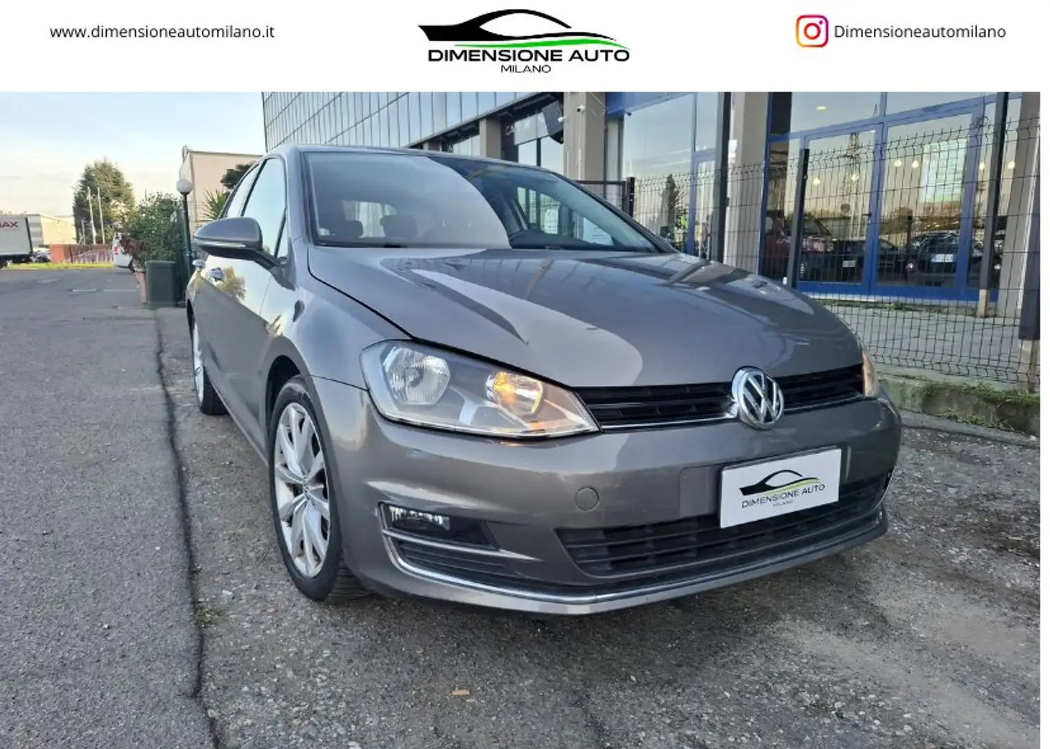 Volkswagen Golf Golf 5p 1.9 tdi Highline 110cv auto Gris - 1