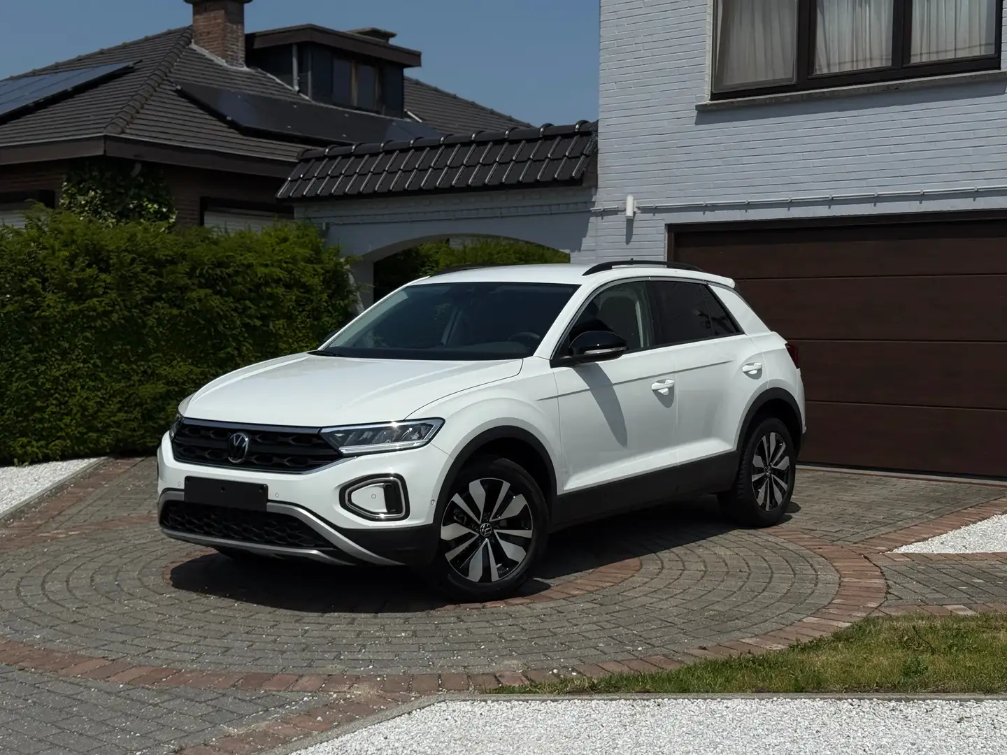 Volkswagen T-Roc Benzine/LED/ACC/Carplay/DAB+/Parkassist/NIEUWSTAAT Blanco - 1