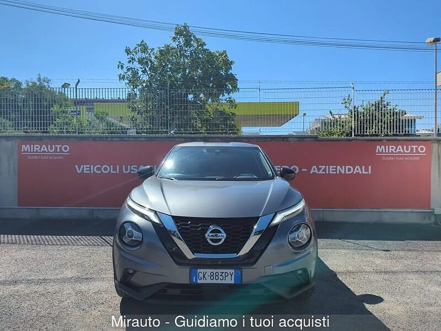 Nissan Juke 2ª serie Juke 1.0 DIG-T 114 CV Acenta Grigio - 2