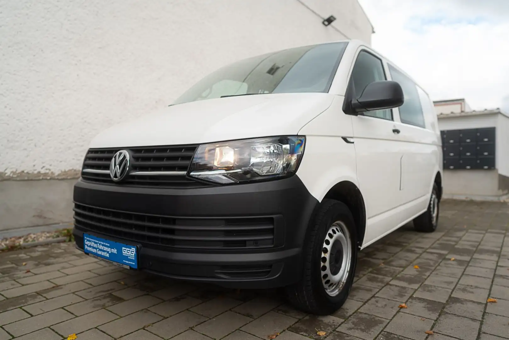 Volkswagen T6 Transporter 2.0 TDI Kasten / Navi Klima MwSt. Weiß - 1