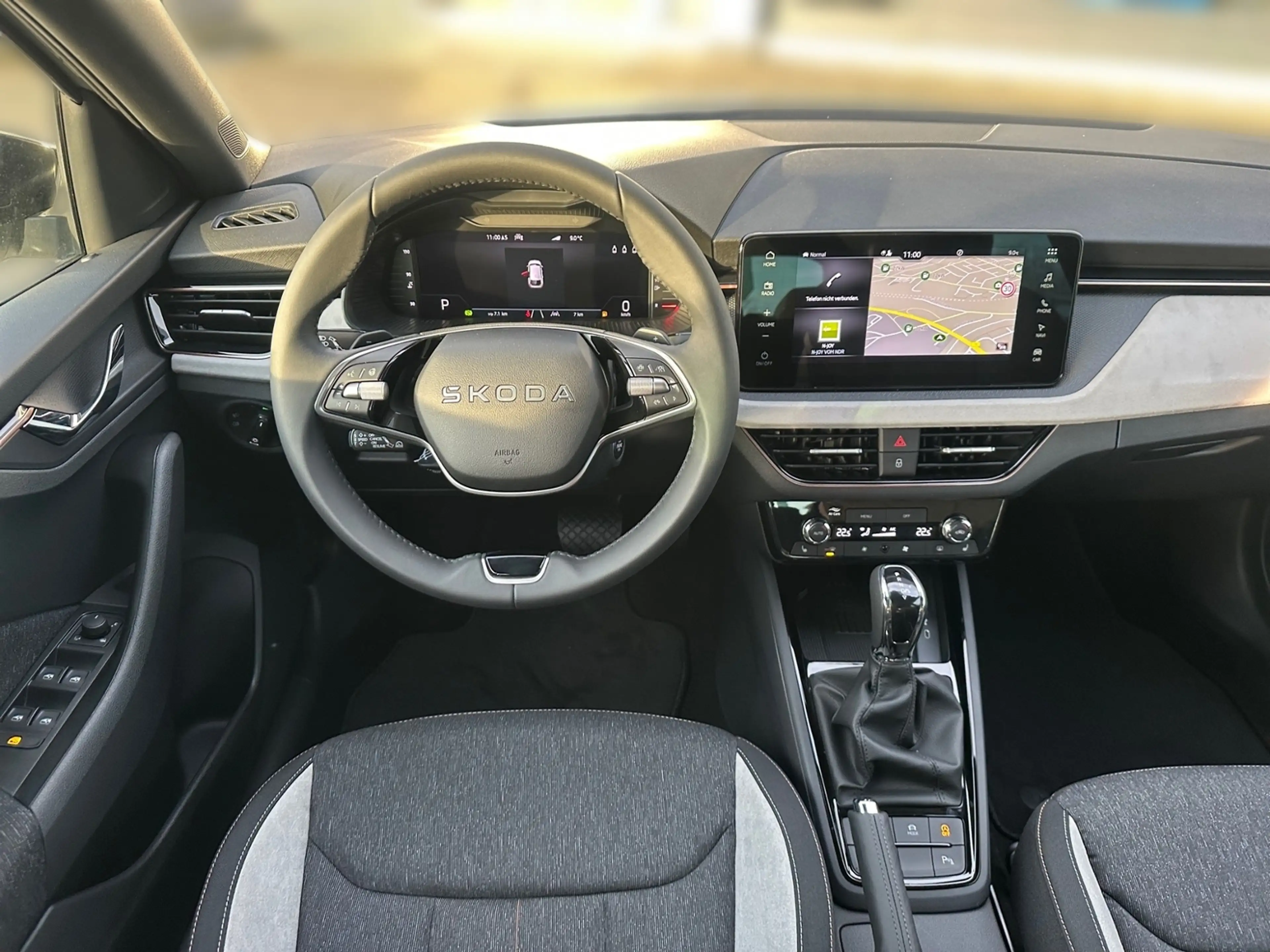 Skoda Scala 1,5 TSI DSG Selection — photo 11