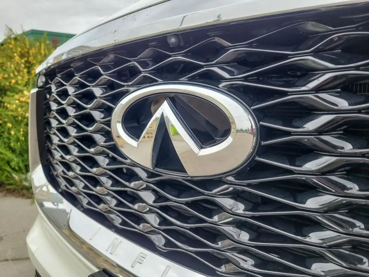 Infiniti QX60 снимка Infiniti QX60