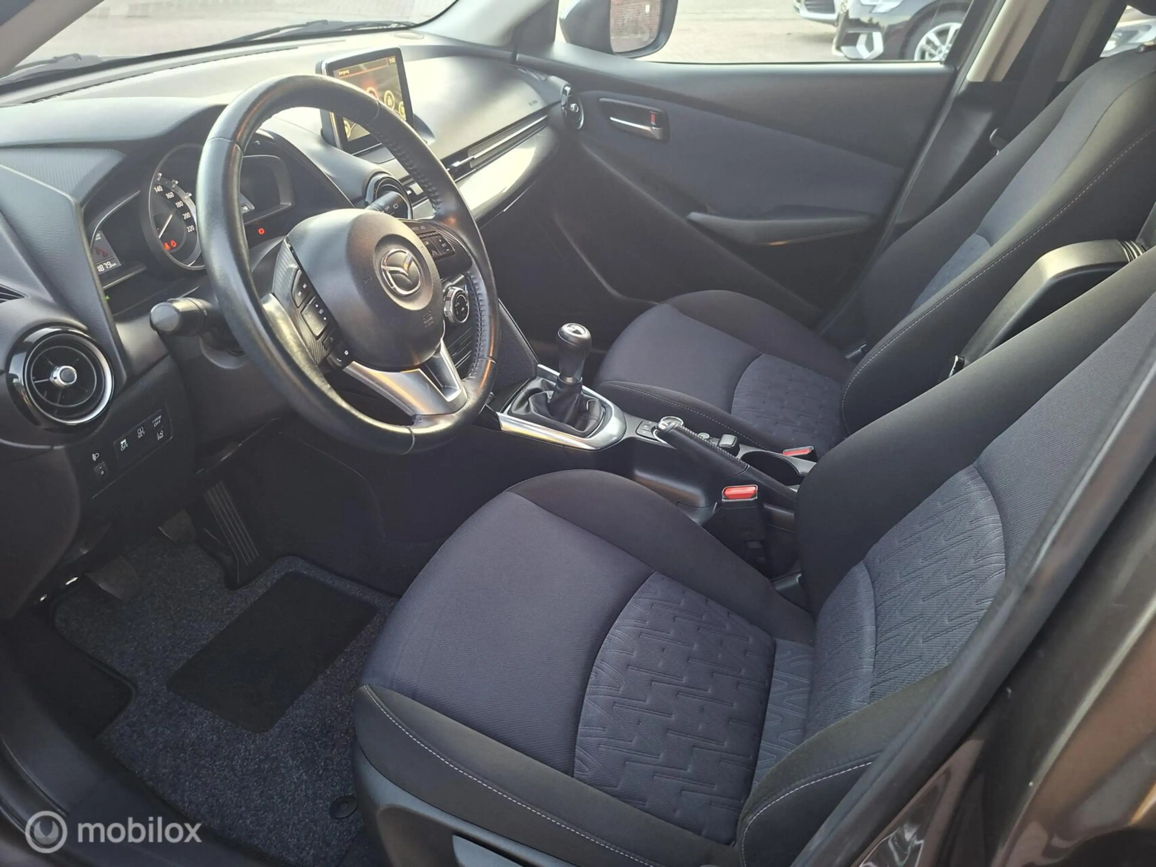 Mazda 2 1.5 Skyactiv-G GT-M Line — photo 9