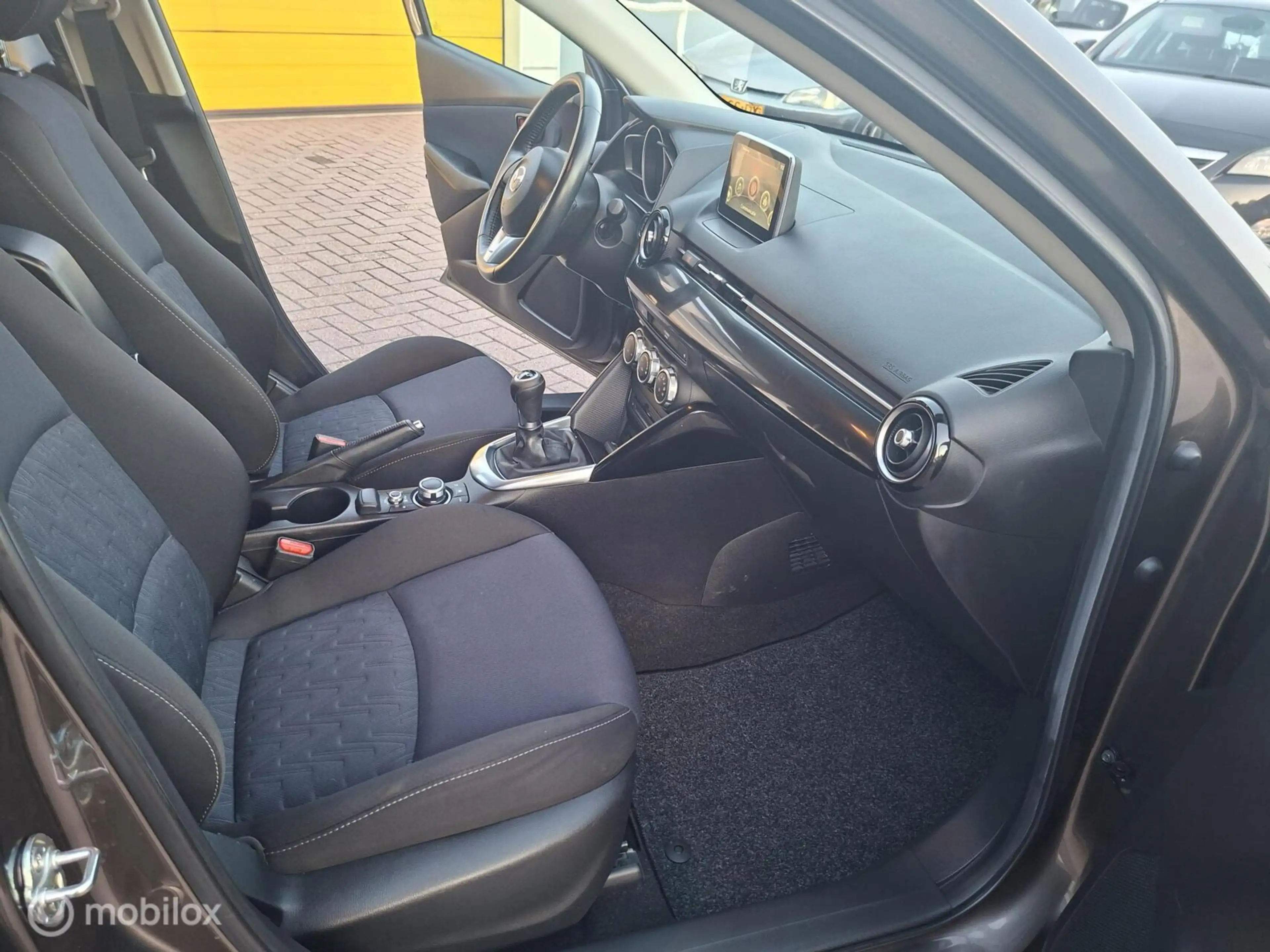 Mazda 2 1.5 Skyactiv-G GT-M Line — photo 13