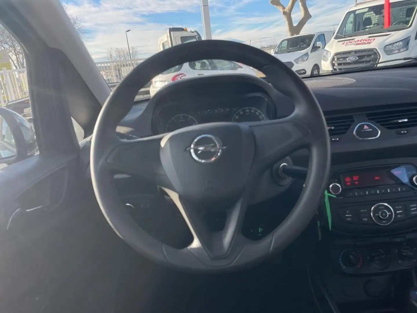 Opel Corsa 1.4 INNOVATION Noir - 2