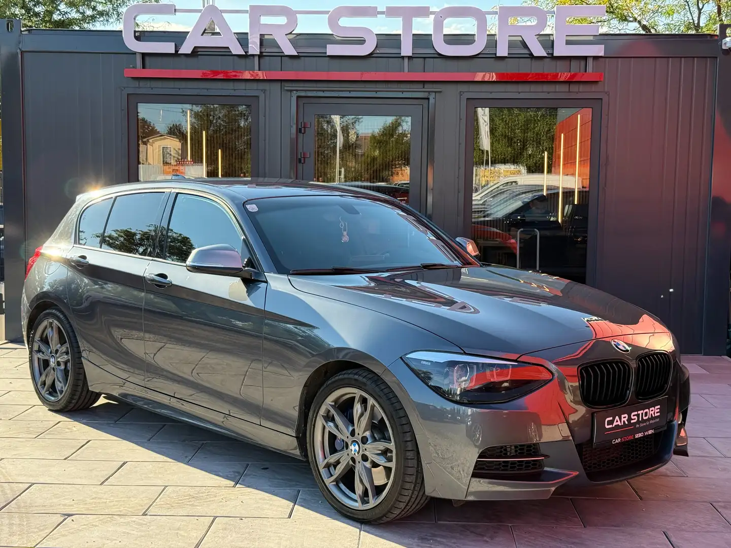 BMW 135 M135i|xDrive|M-Performance|PDC|Tempomat| - 1