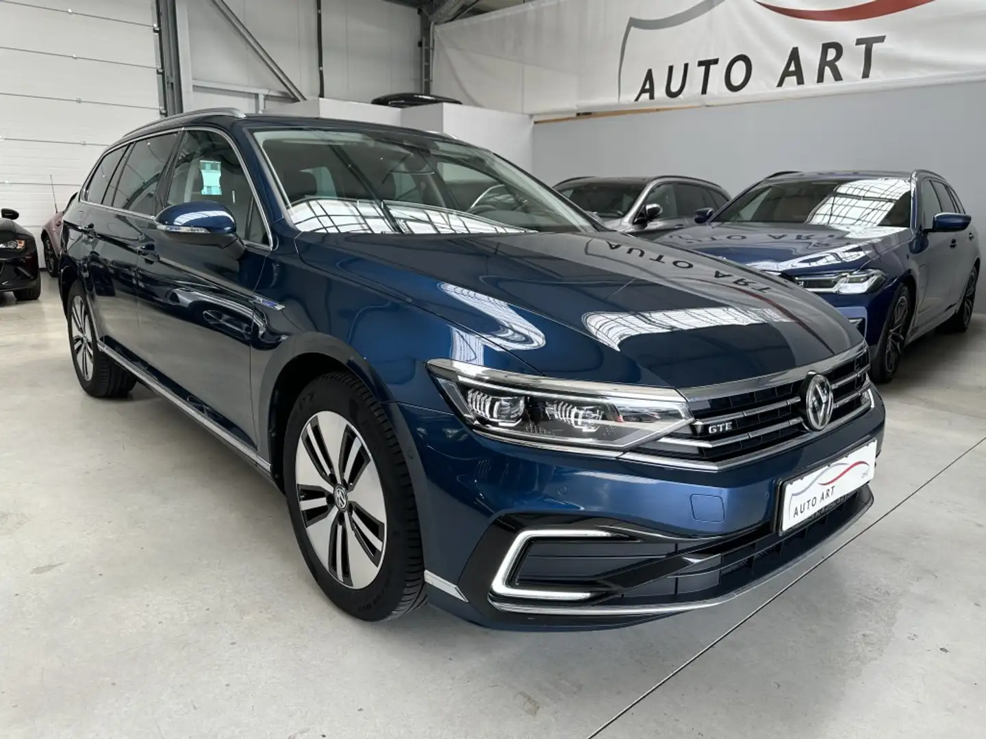 Volkswagen Passat GTE STHZ SHZ AHK ACC Navi Pano Blau - 1