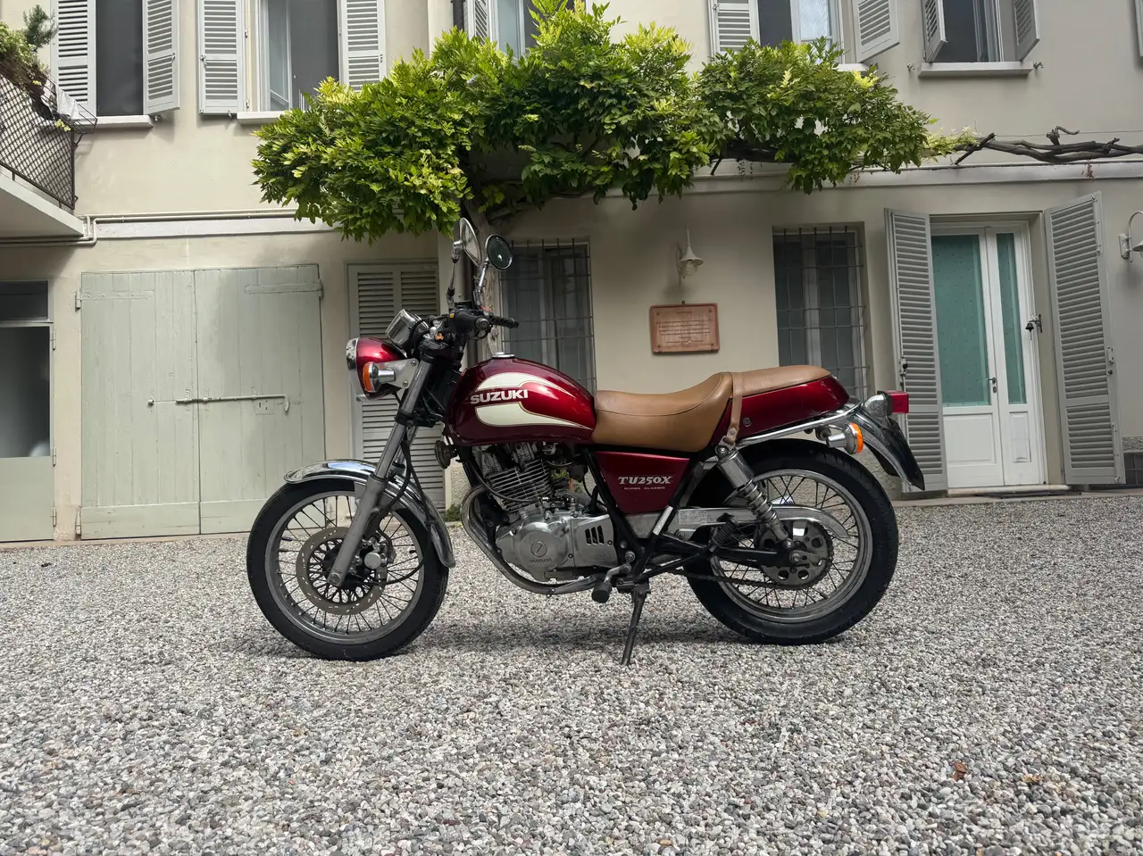 Suzuki TU 250