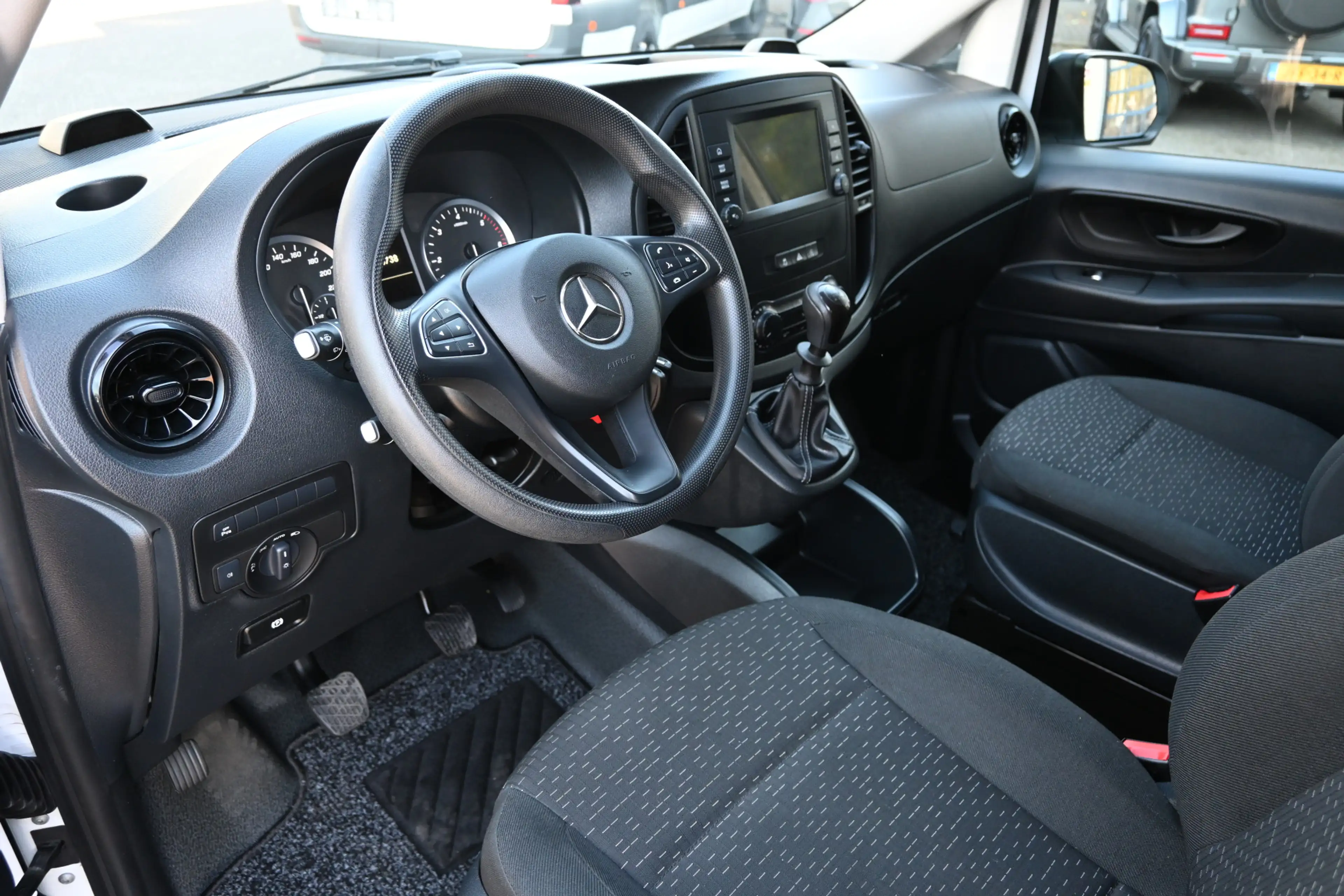Mercedes-Benz Vito 116 CDI L2 DC LED, Apple Carplay/Android Auto — photo 4