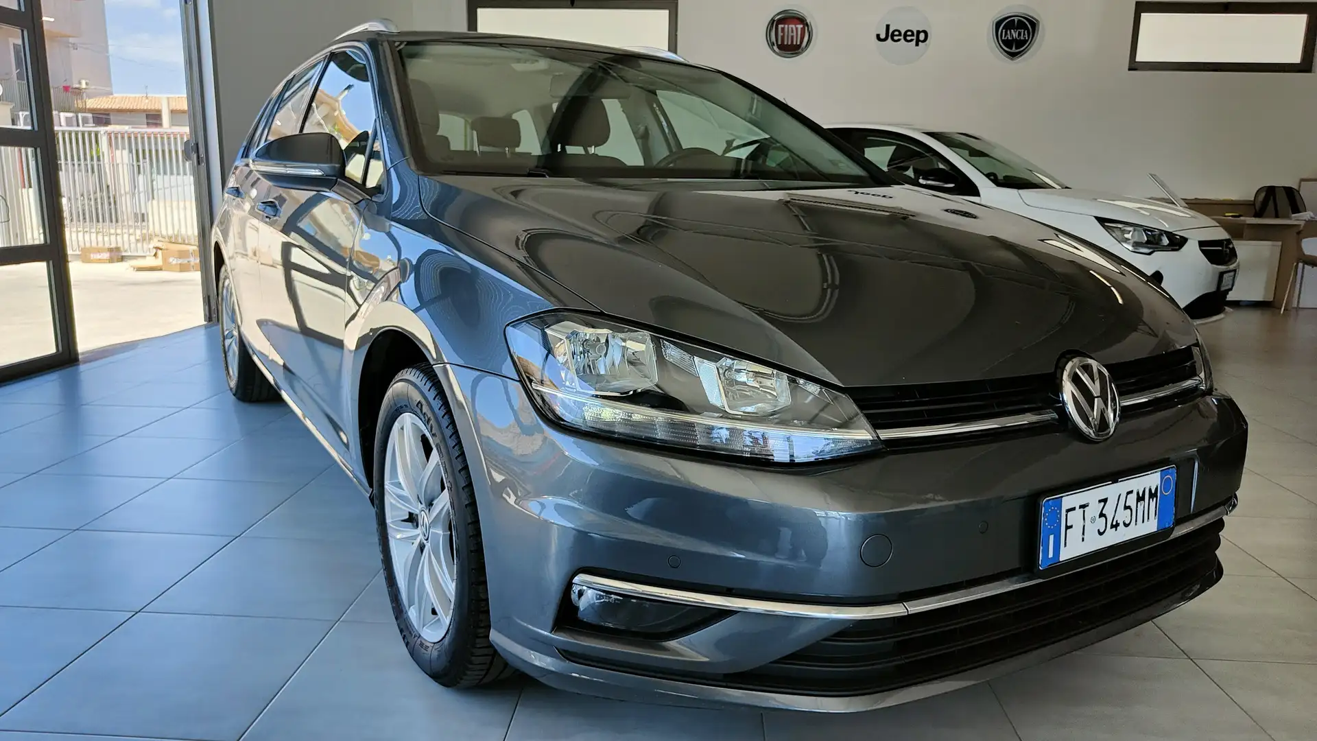 Volkswagen Golf Variant Golf Variant 1.6 tdi Business 115cv dsg Сірий - 2