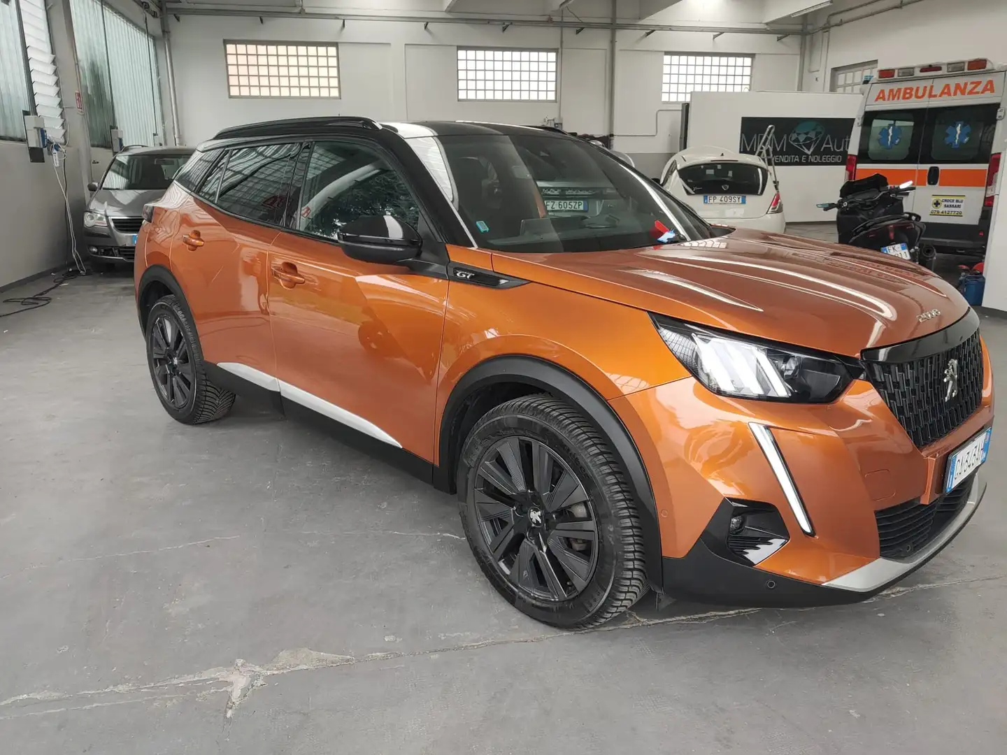 Peugeot 2008 2008 1.2 puretech GT s Bronzo - 1