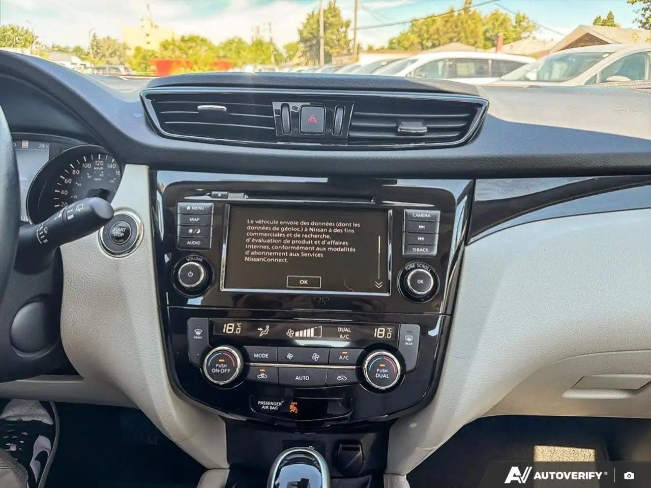 Nissan Qashqai снимка Nissan Qashqai
