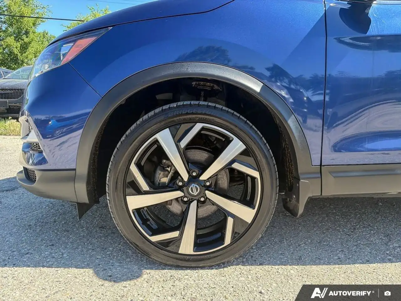 Nissan Qashqai снимка Nissan Qashqai