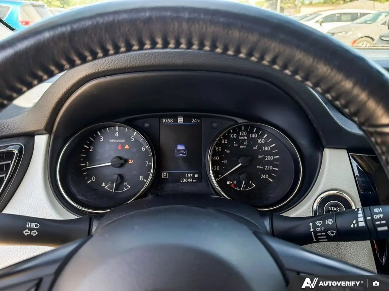 Nissan Qashqai снимка Nissan Qashqai
