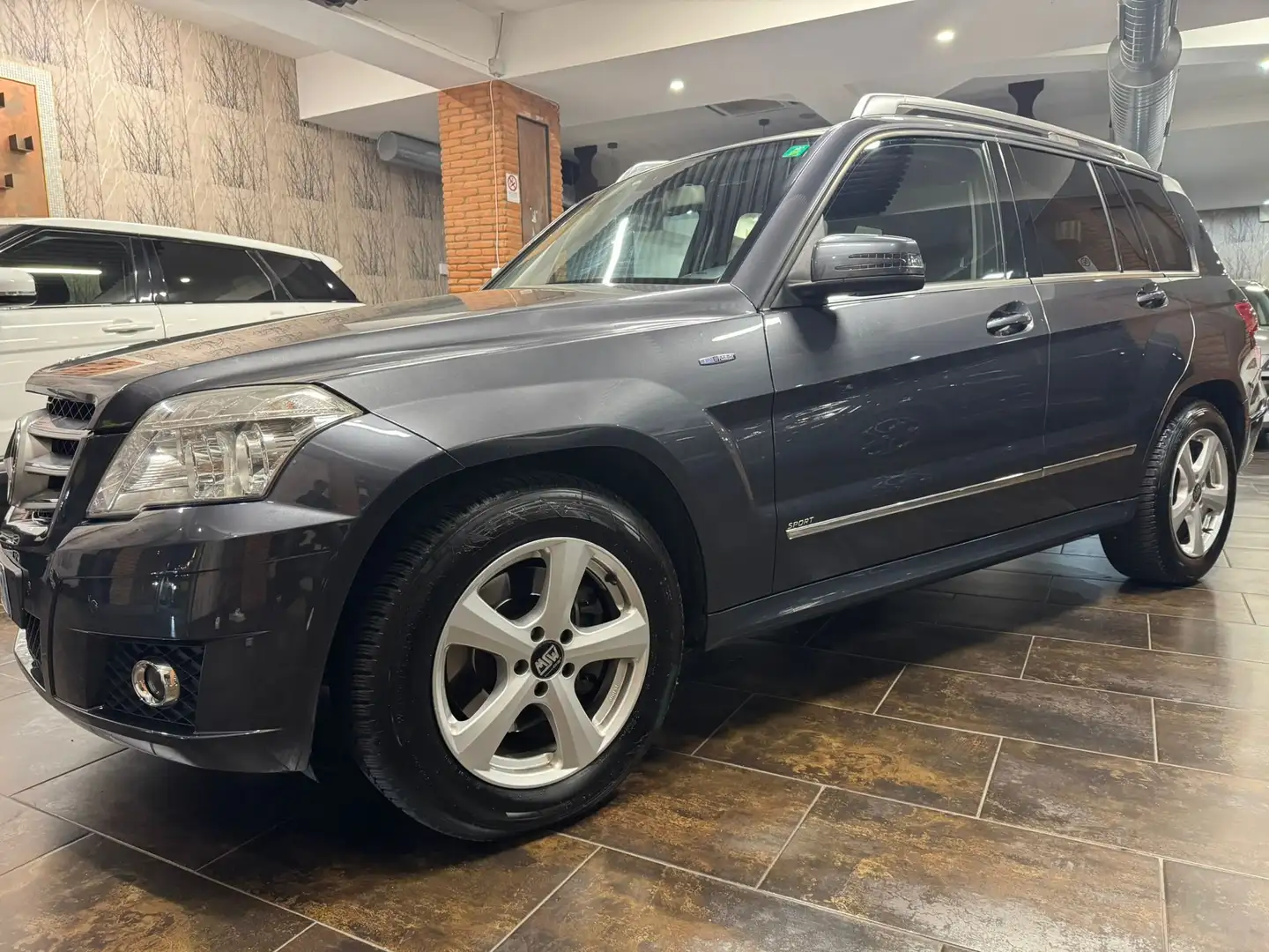 Mercedes-Benz GLK 220 GLK - X204 cdi be Premium 4matic auto my11 Grau - 1