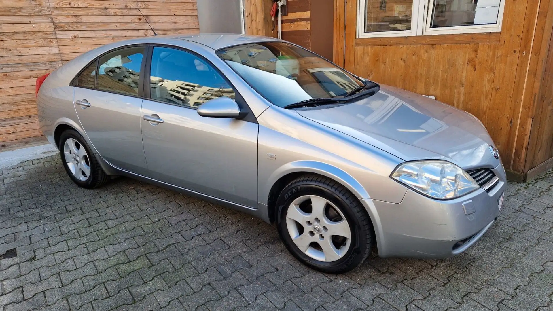 Nissan Primera 1.8 Automatik, SHZ, Kamera, 2 Hand Gris - 2