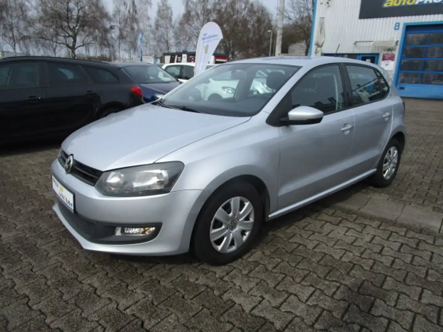 Volkswagen Polo Trendline Allwetterreifen|ABS|ASR|ESP|Klima|Isofix Silber - 2