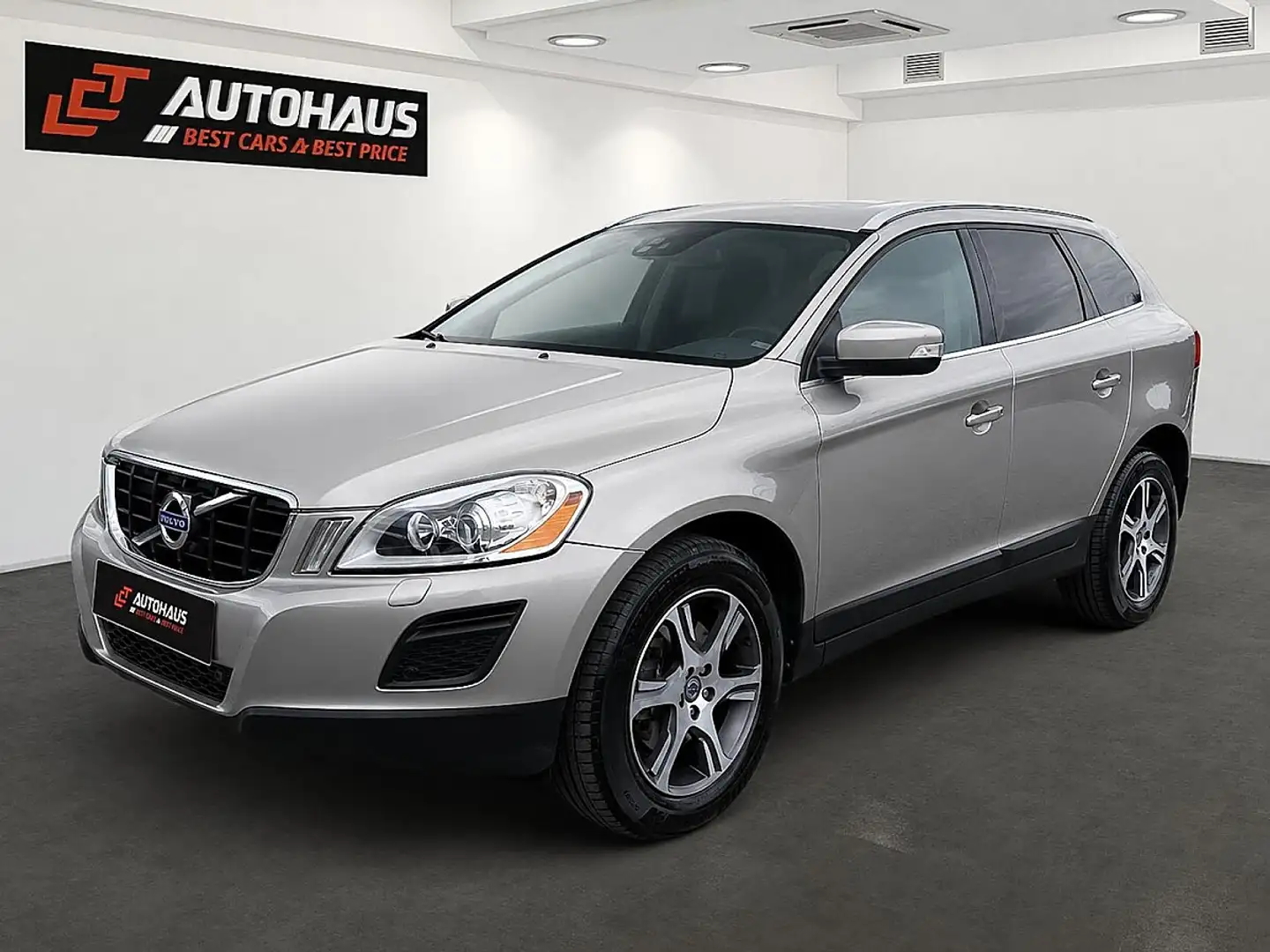 Volvo XC60 D5 AWD Summum Geartronic | SEHR GUTE AUSSTATTUNG | Grau - 1