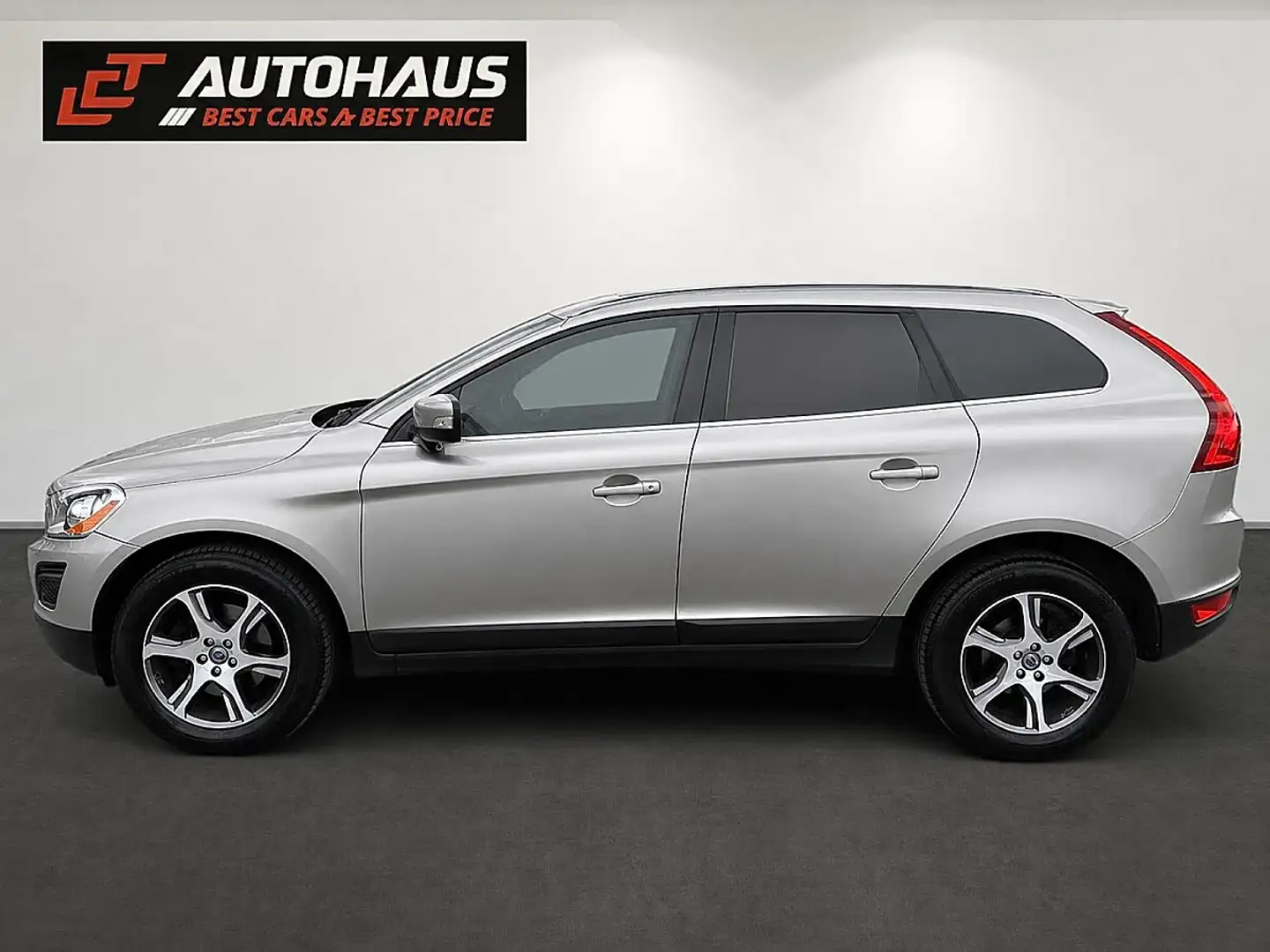 Volvo XC60 D5 AWD Summum Geartronic | SEHR GUTE AUSSTATTUNG | Grau - 2