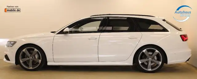 Audi A6 Avant view 4