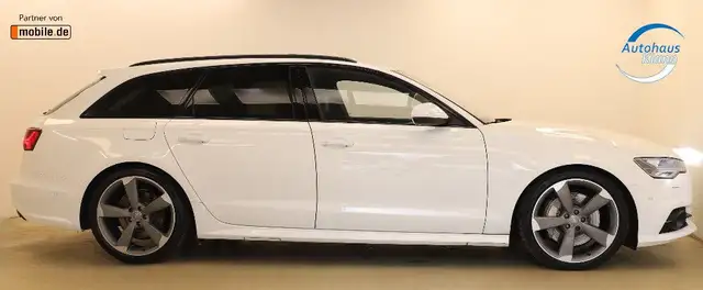 Audi A6 Avant view 5