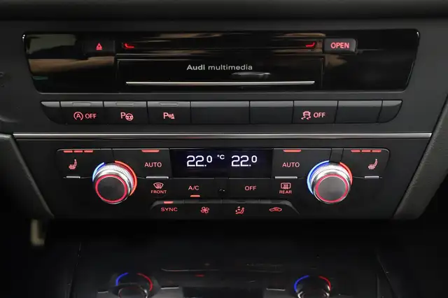 Audi A6 Avant view 17
