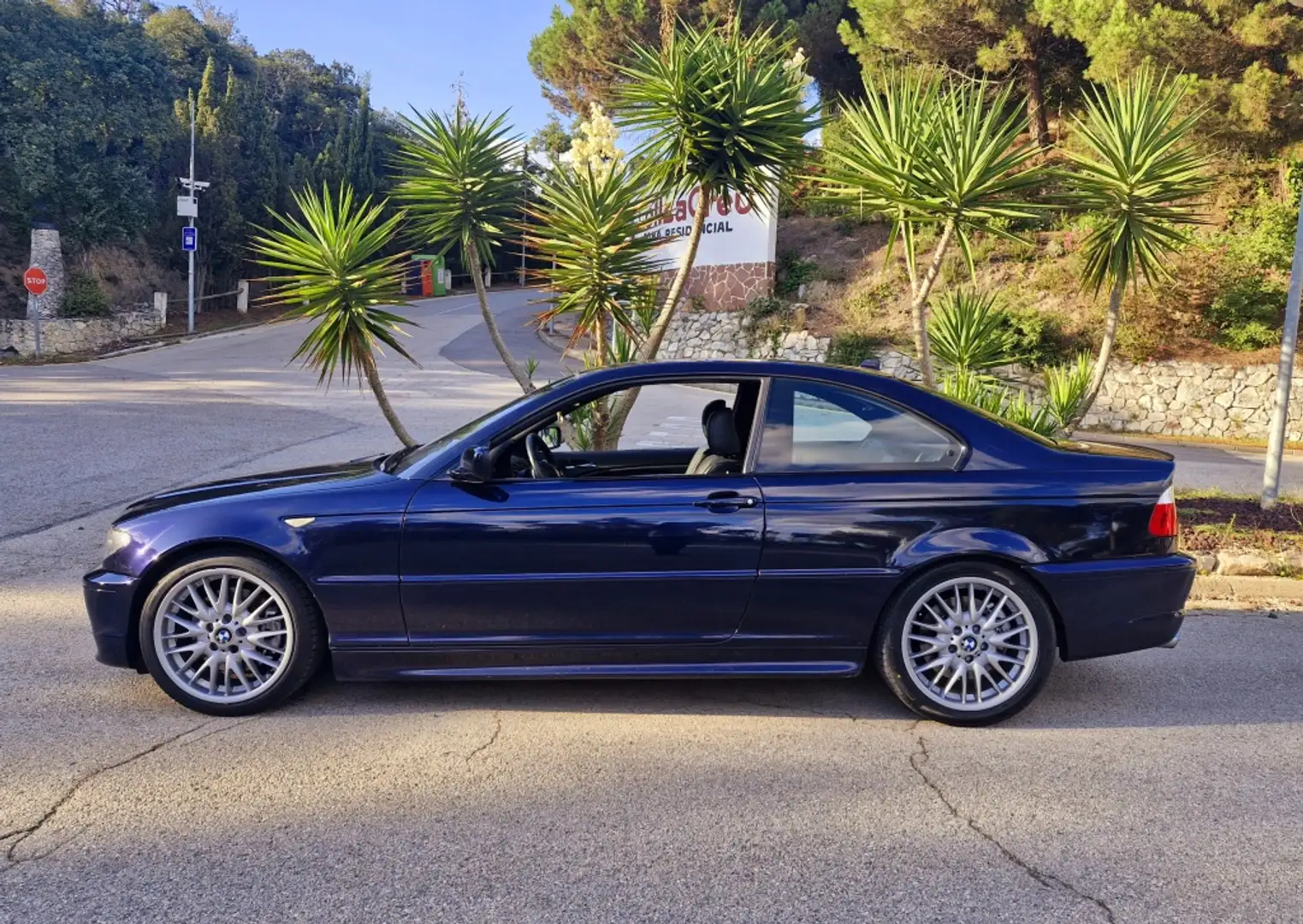 BMW 330 Ci Aut. Bleu - 2