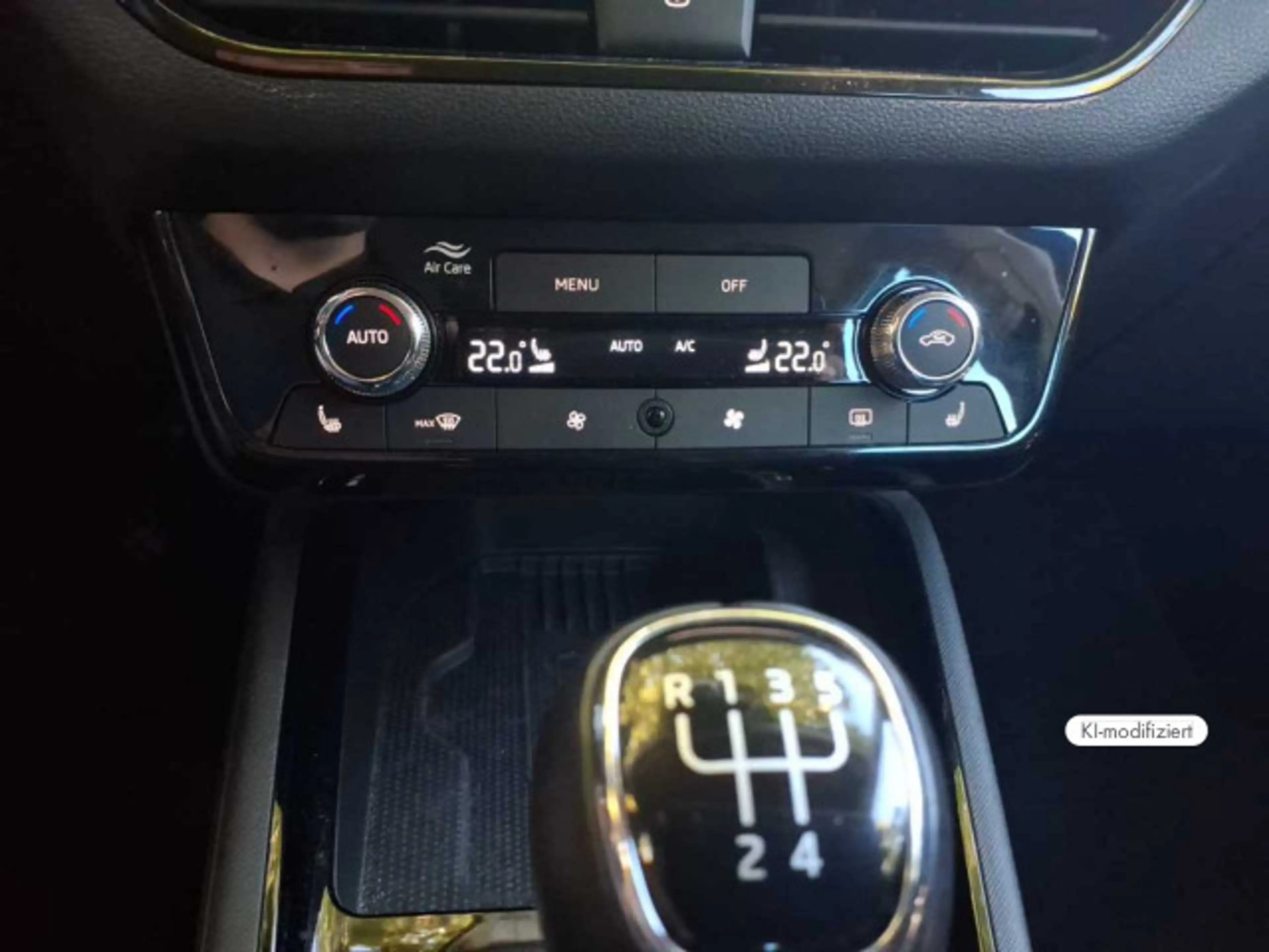 Skoda Scala 1.0 TSI Selection LED+App+PDCh+Climatr+Sit — photo 4