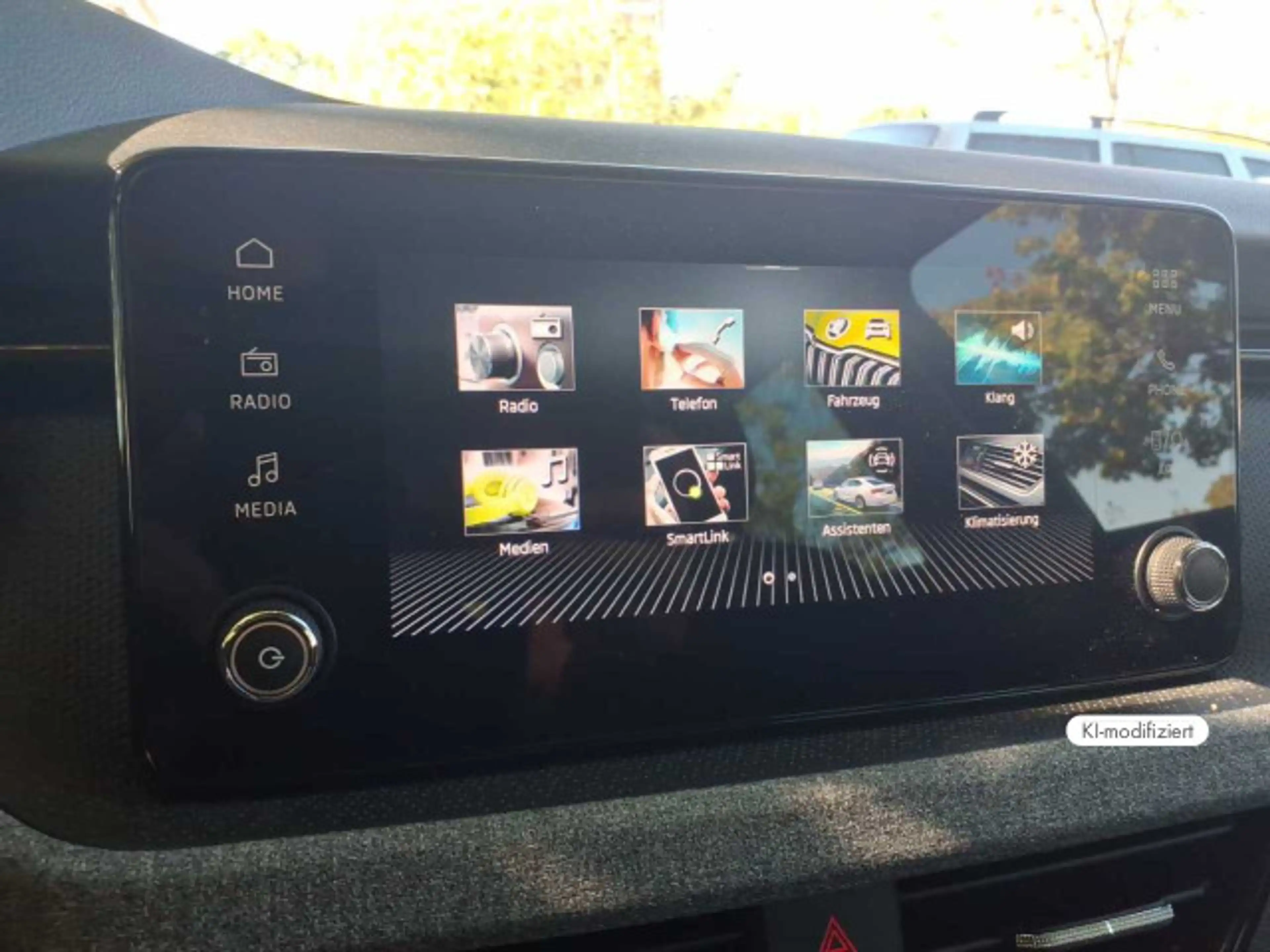 Skoda Scala 1.0 TSI Selection LED+App+PDCh+Climatr+Sit — photo 3