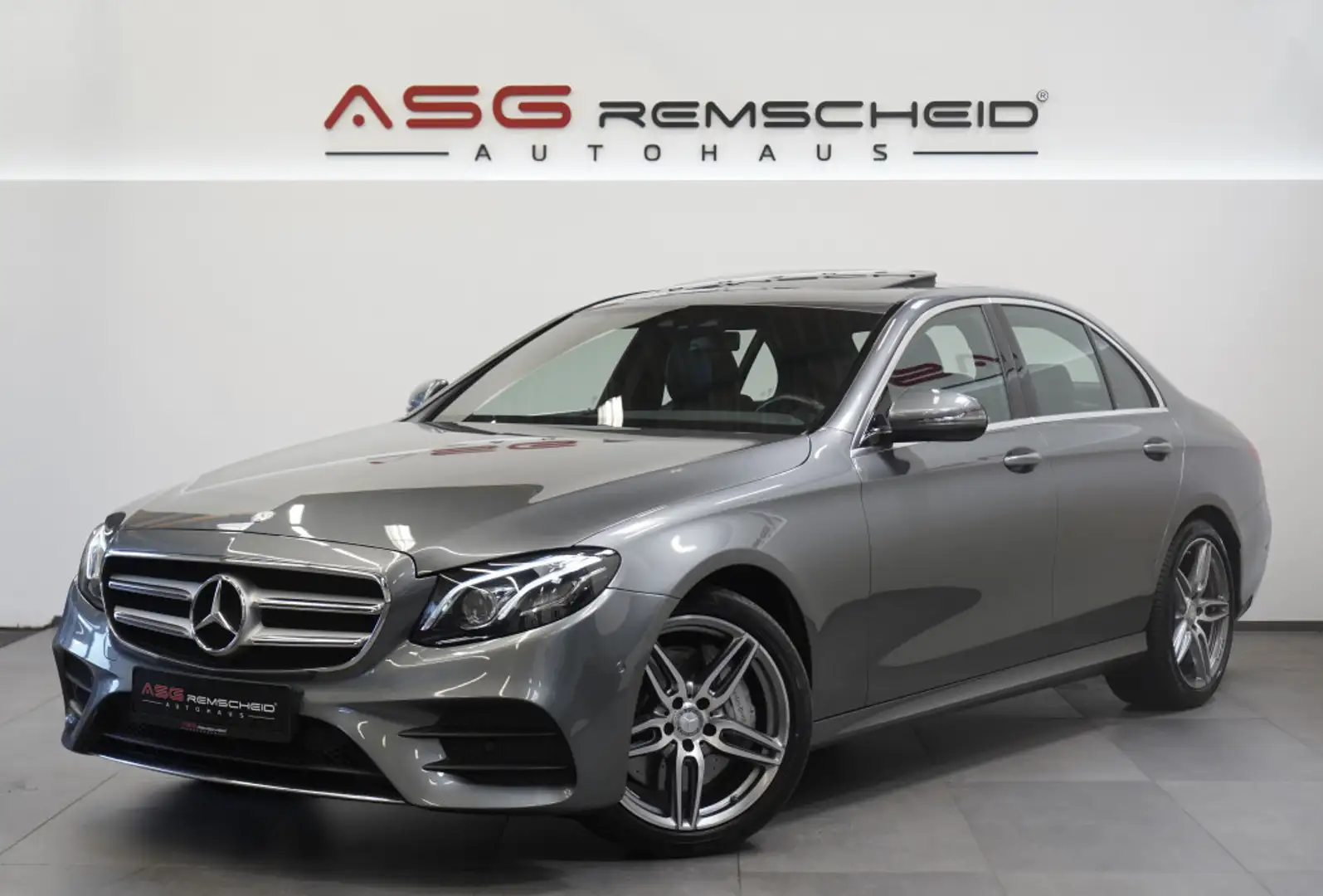 Mercedes-Benz E 300 Limousine AMG Line *19 *GSD *Wide *Memory Серый - 1