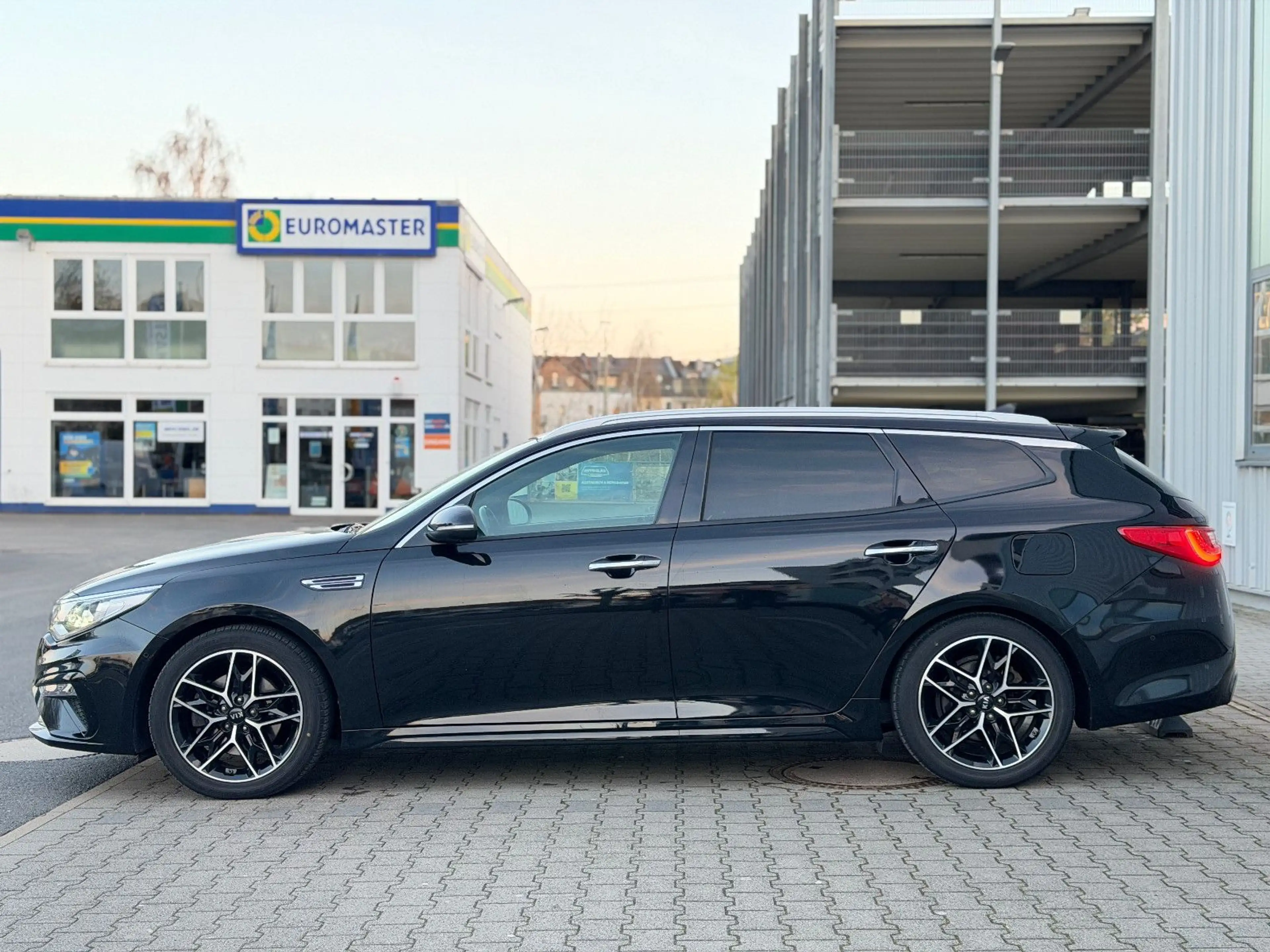 Kia Optima GT-Line Auto Pano Leder Full S-Klima ACC — photo 9