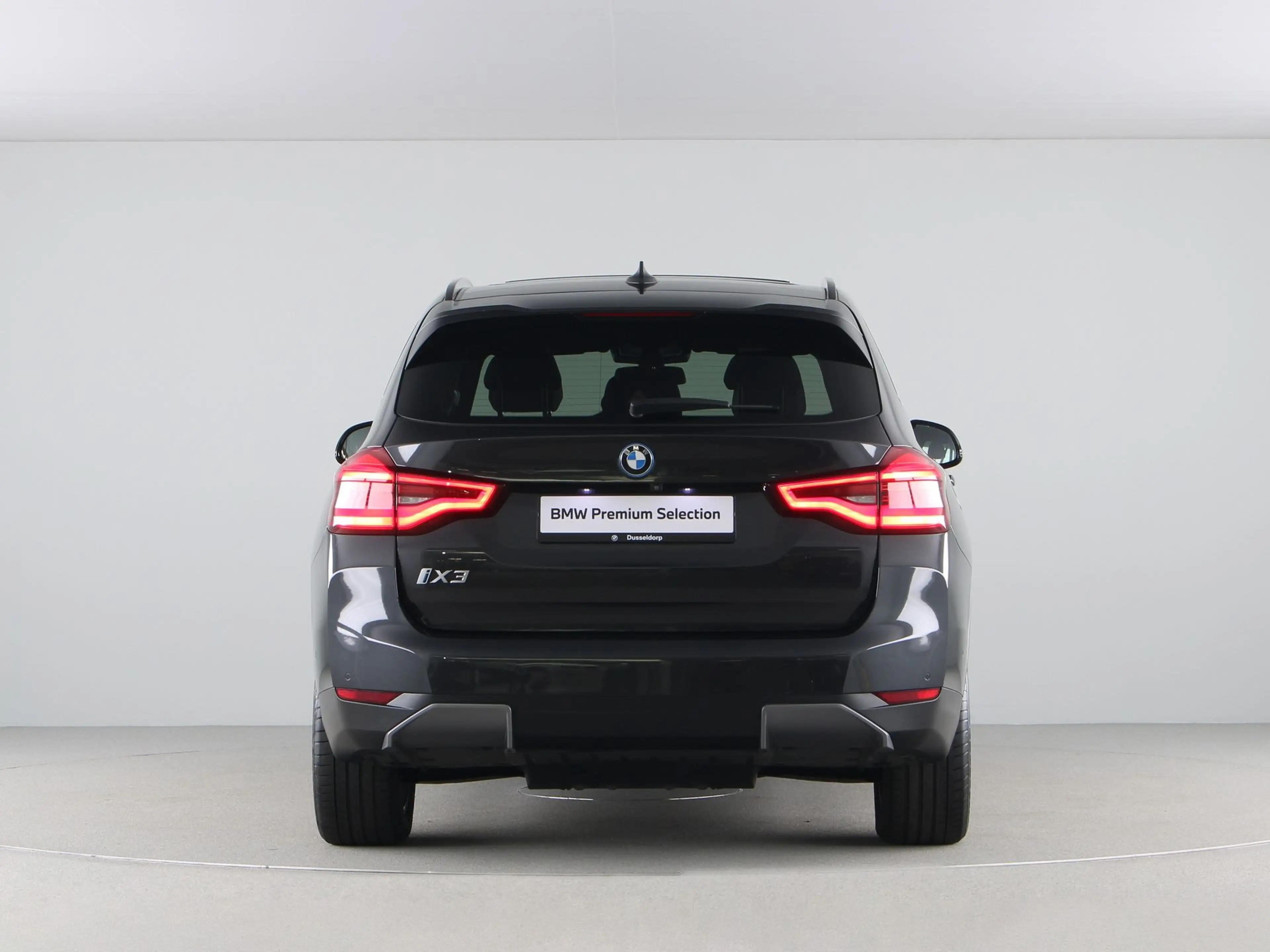 BMW iX3 Executive SoH 99% — photo 6